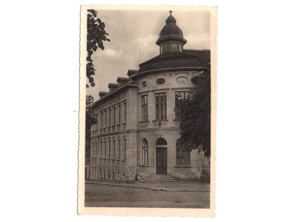 HAVLÍČKŮV BROD. Obchodní škola.
