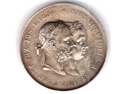 kveten108