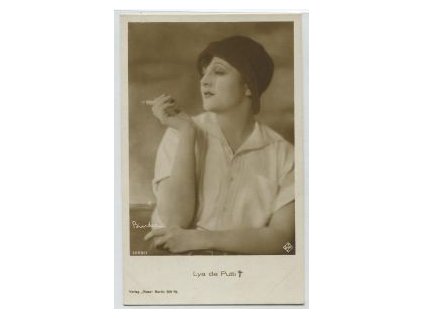Lya de PUTTI.