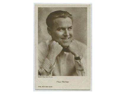RICHTER, Paul.