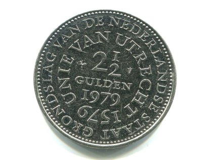 U313