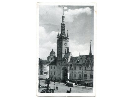 das813