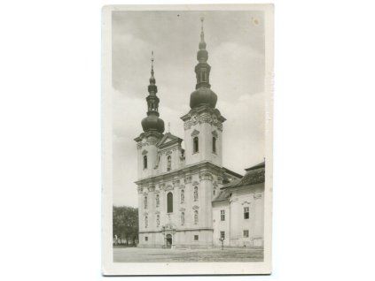 vvv027