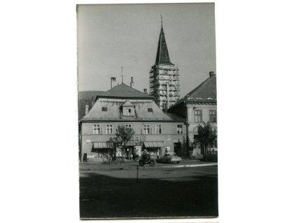 je065