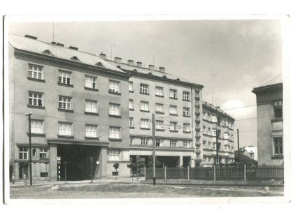 mo106