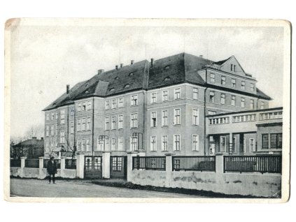 mo175