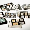Karta na známky z PVC 158x113 mm, se 4 průhlednými pásky, s ochrannou fólií, černá - 100 kusů v balení